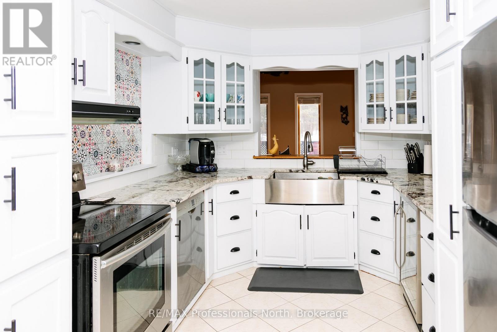 15111 Highway 35, Minden Hills, Ontario  K0M 2K0 - Photo 13 - X12960364