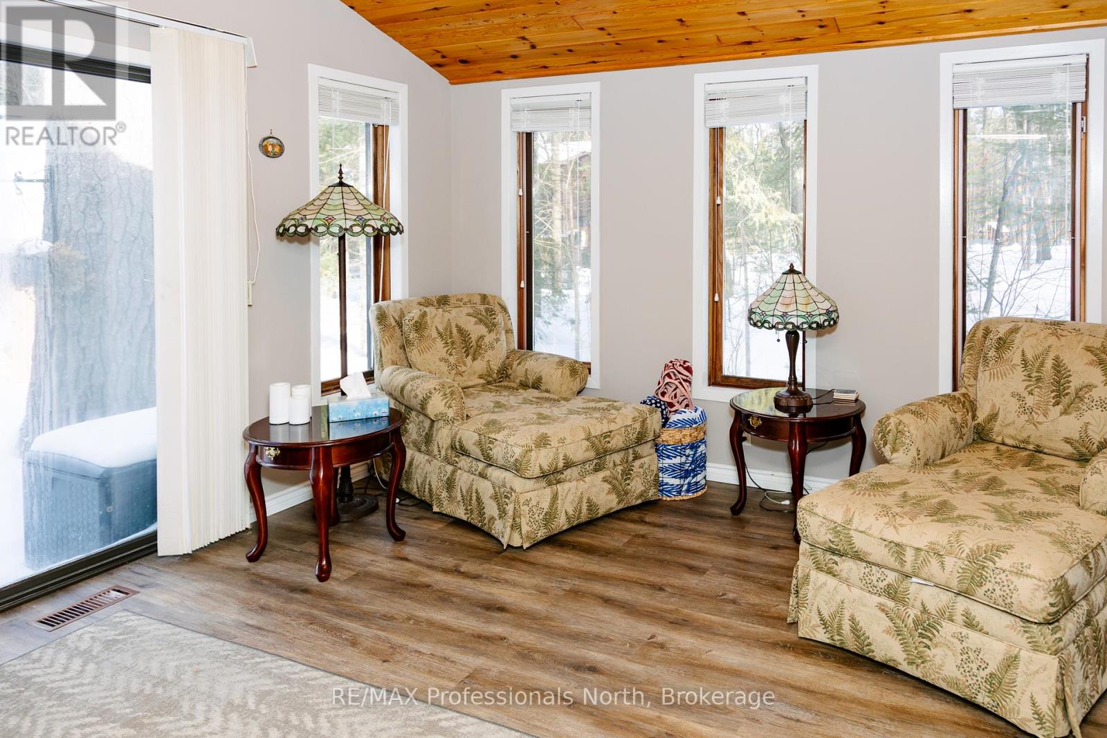 15111 Highway 35, Minden Hills, Ontario  K0M 2K0 - Photo 21 - X12960364