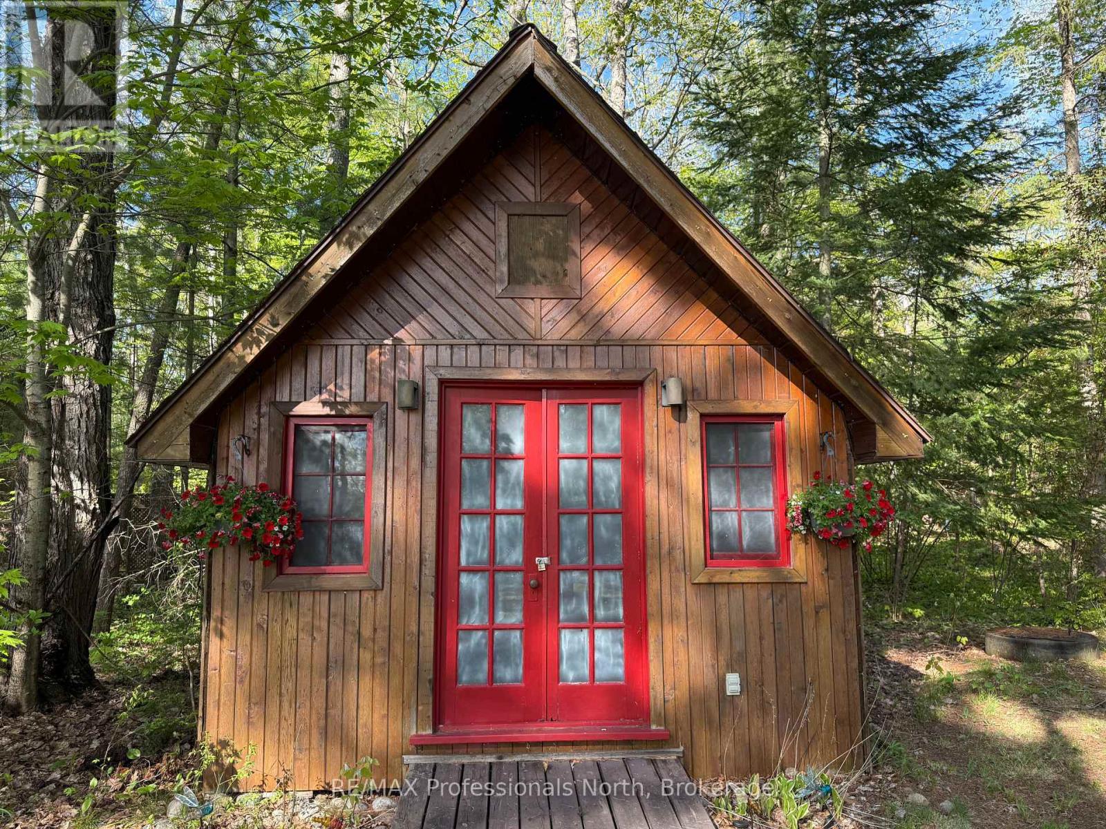 15111 Highway 35, Minden Hills, Ontario  K0M 2K0 - Photo 35 - X12960364