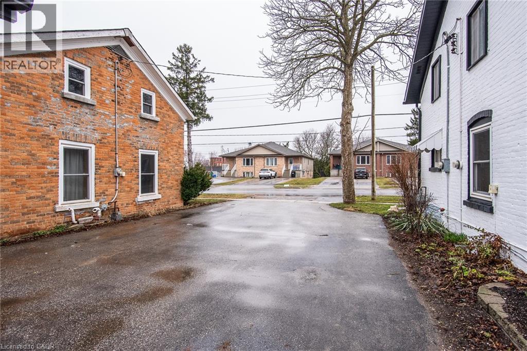 33 Foundry Street, Baden, Ontario  N3A 2P7 - Photo 7 - 40816616