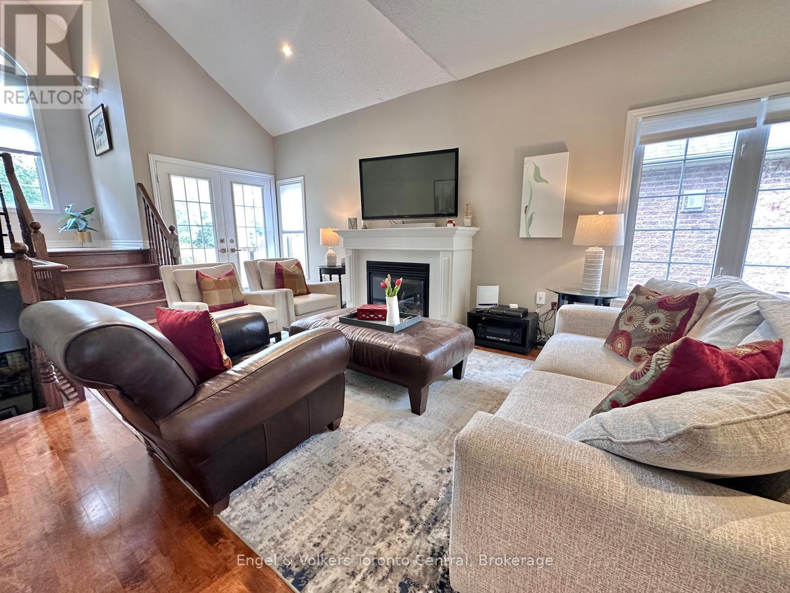 26 Thomas Drive, Collingwood, Ontario  L9Y 0A6 - Photo 14 - S12960664