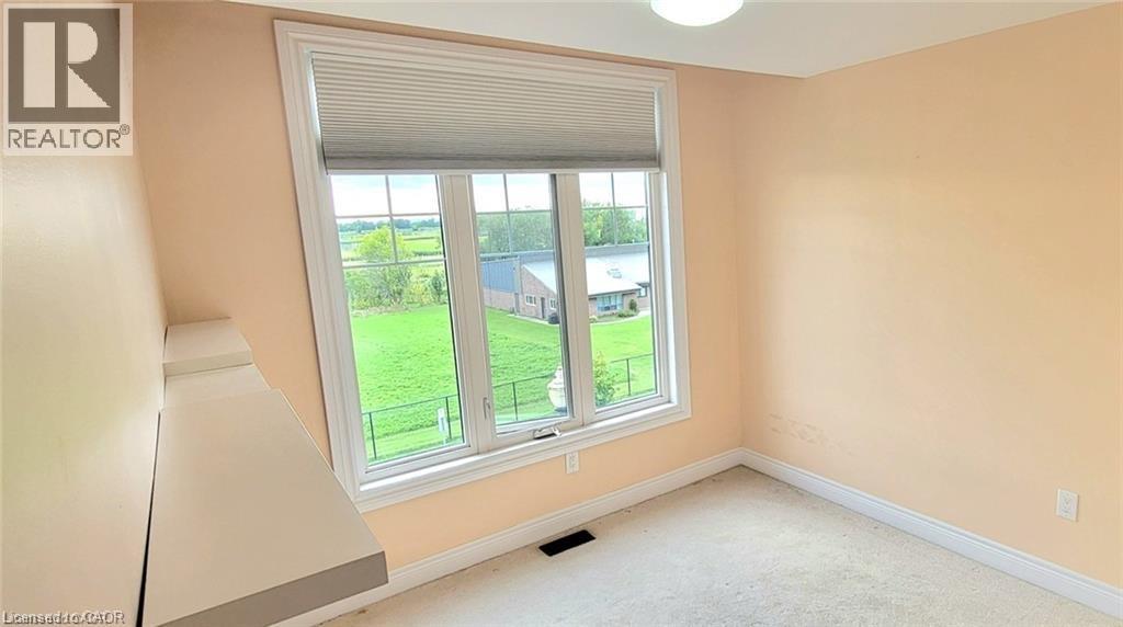 302 Hunter Road, Grimsby, Ontario  L3M 0H2 - Photo 35 - 40817648