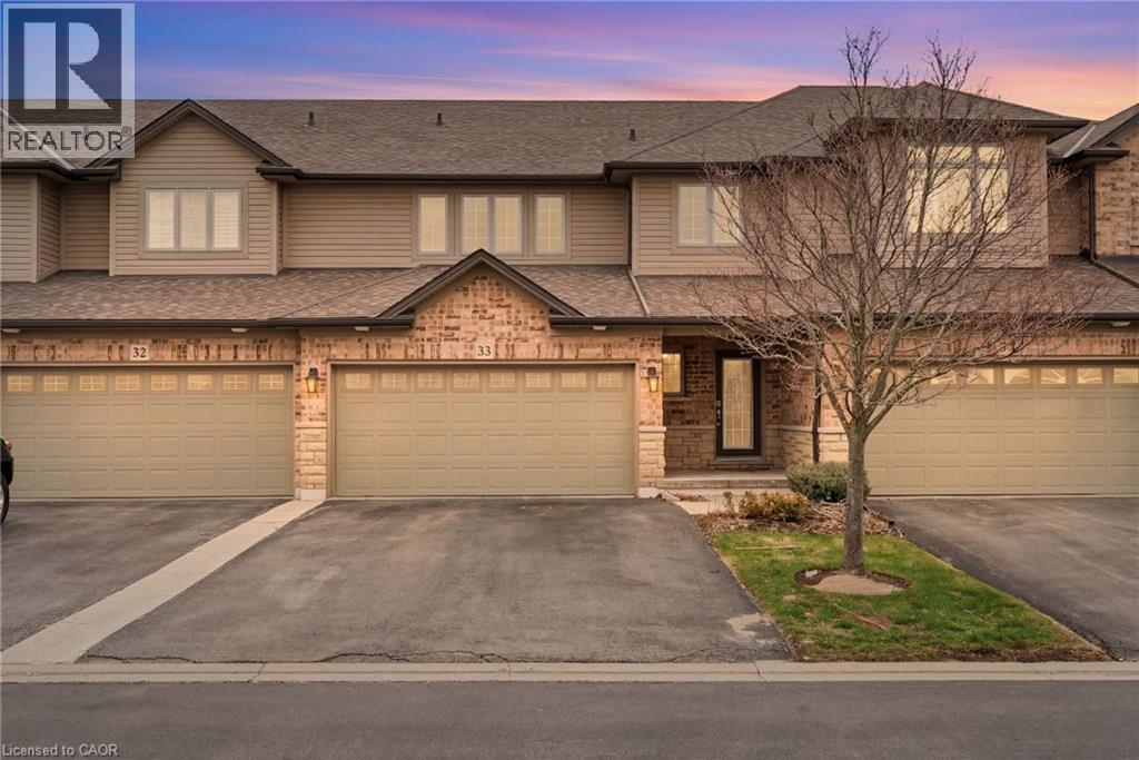 441 STONEHENGE Drive Unit# 33, Ancaster, Ontario