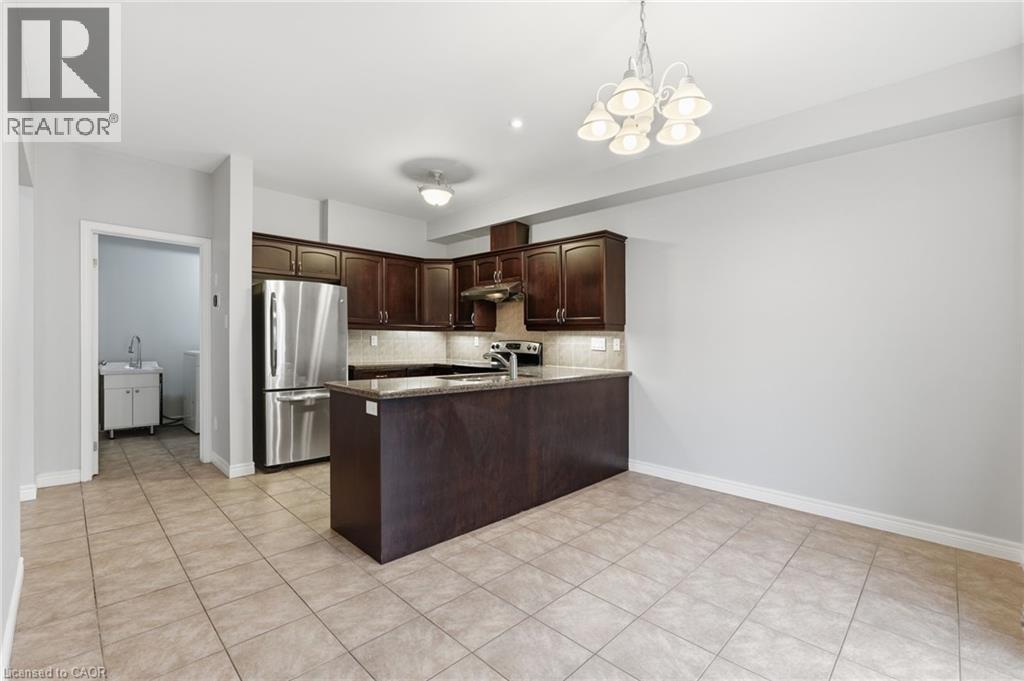 441 Stonehenge Drive Unit# 33, Ancaster, Ontario  L9K 0B1 - Photo 13 - 40817653