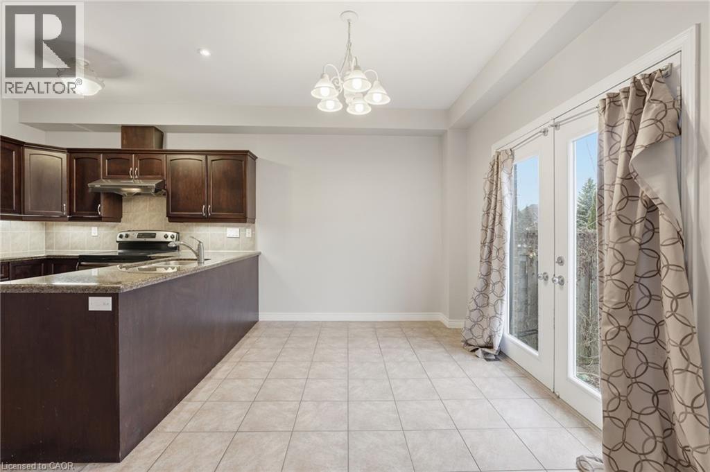 441 Stonehenge Drive Unit# 33, Ancaster, Ontario  L9K 0B1 - Photo 17 - 40817653