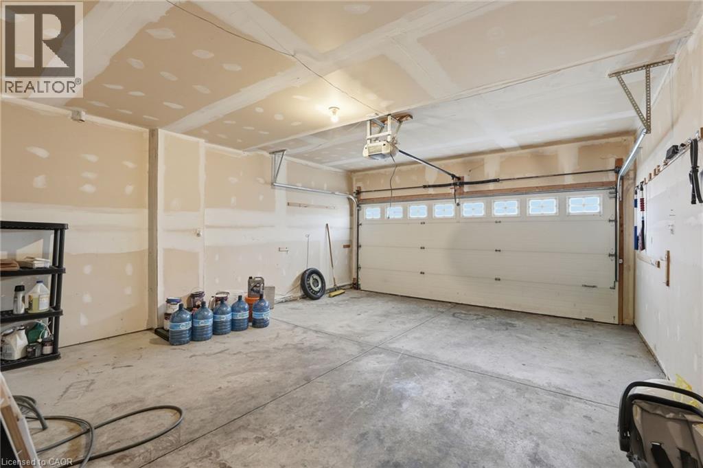 441 Stonehenge Drive Unit# 33, Ancaster, Ontario  L9K 0B1 - Photo 42 - 40817653