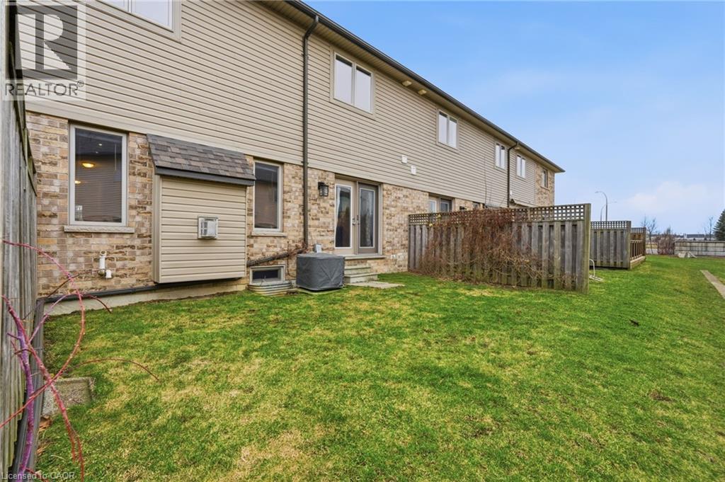 441 Stonehenge Drive Unit# 33, Ancaster, Ontario  L9K 0B1 - Photo 47 - 40817653