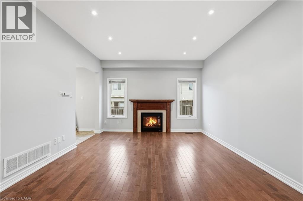 441 Stonehenge Drive Unit# 33, Ancaster, Ontario  L9K 0B1 - Photo 8 - 40817653