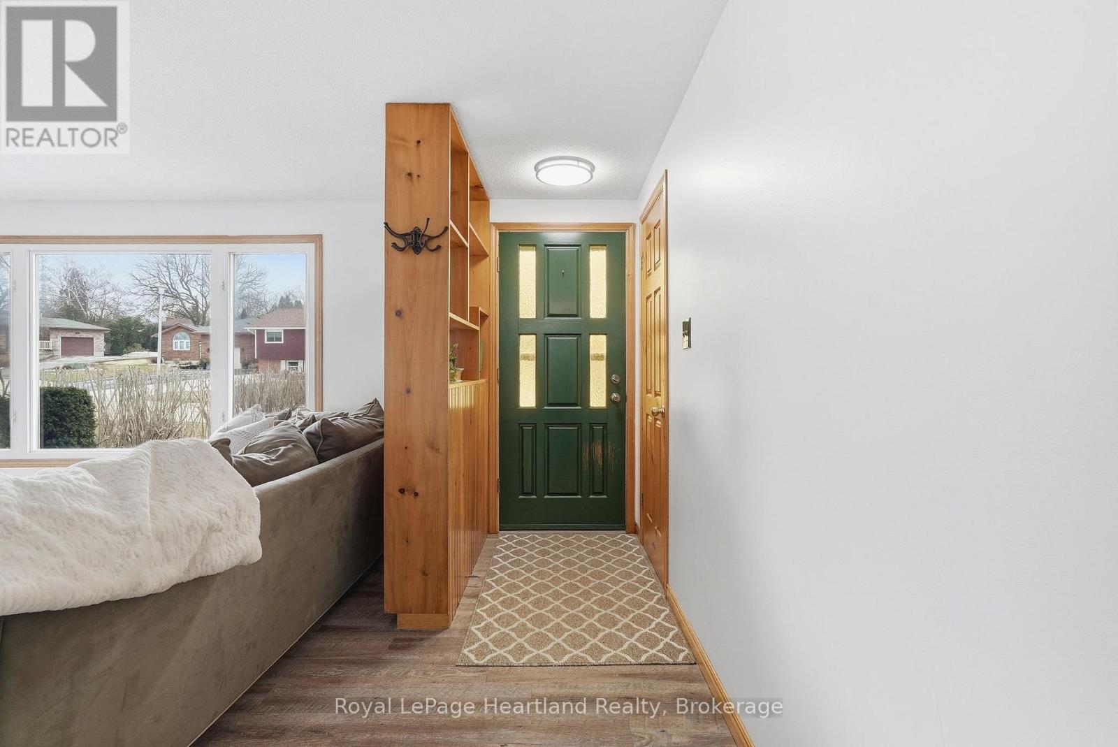 284 Manor Road, North Huron, Ontario  N0G 2W0 - Photo 7 - X12961034