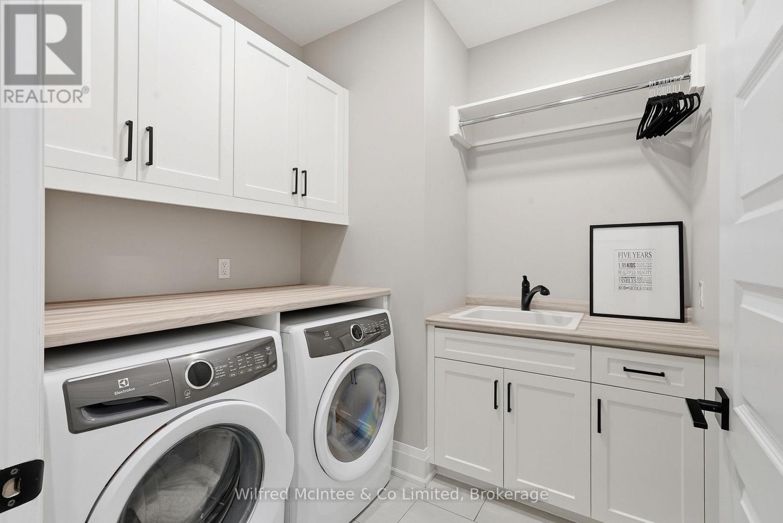 105 Fourth Street, Brockton, Ontario  N0G 2V0 - Photo 25 - X12961146