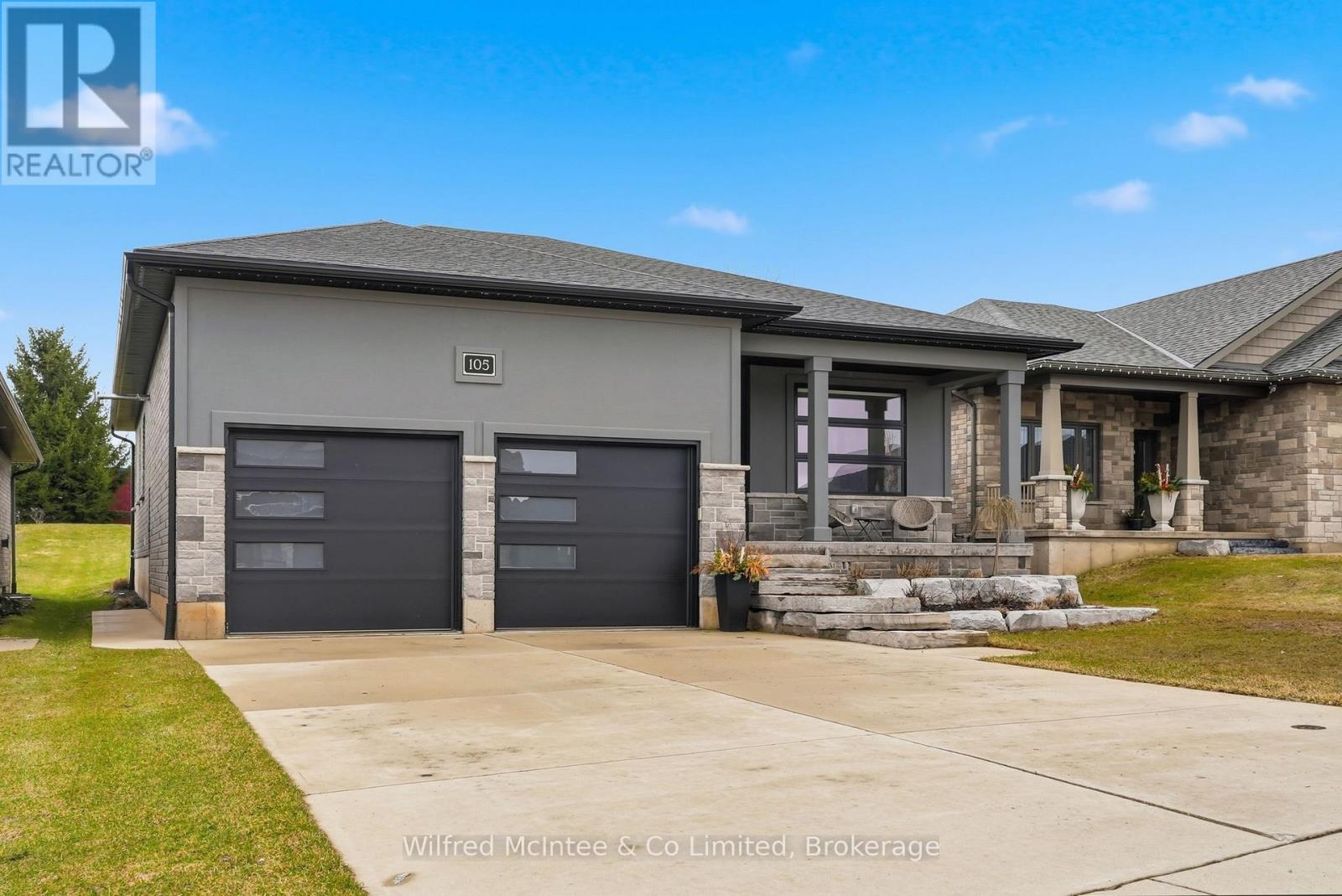 105 Fourth Street, Brockton, Ontario  N0G 2V0 - Photo 3 - X12961146