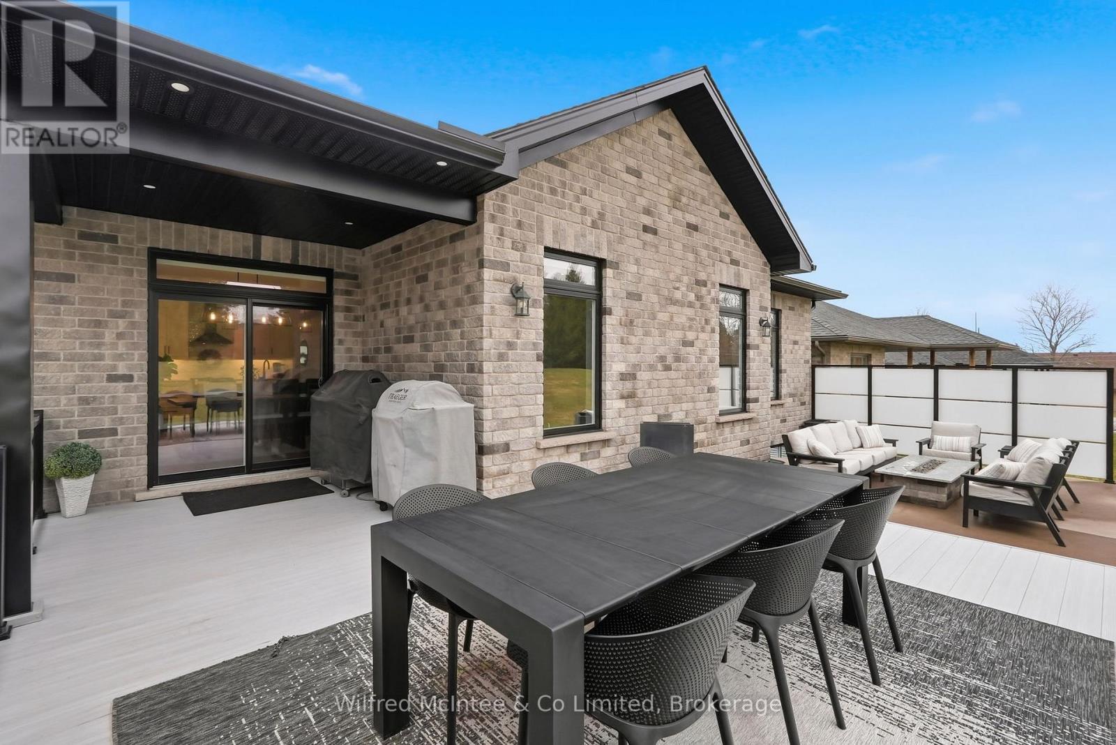 105 Fourth Street, Brockton, Ontario  N0G 2V0 - Photo 40 - X12961146