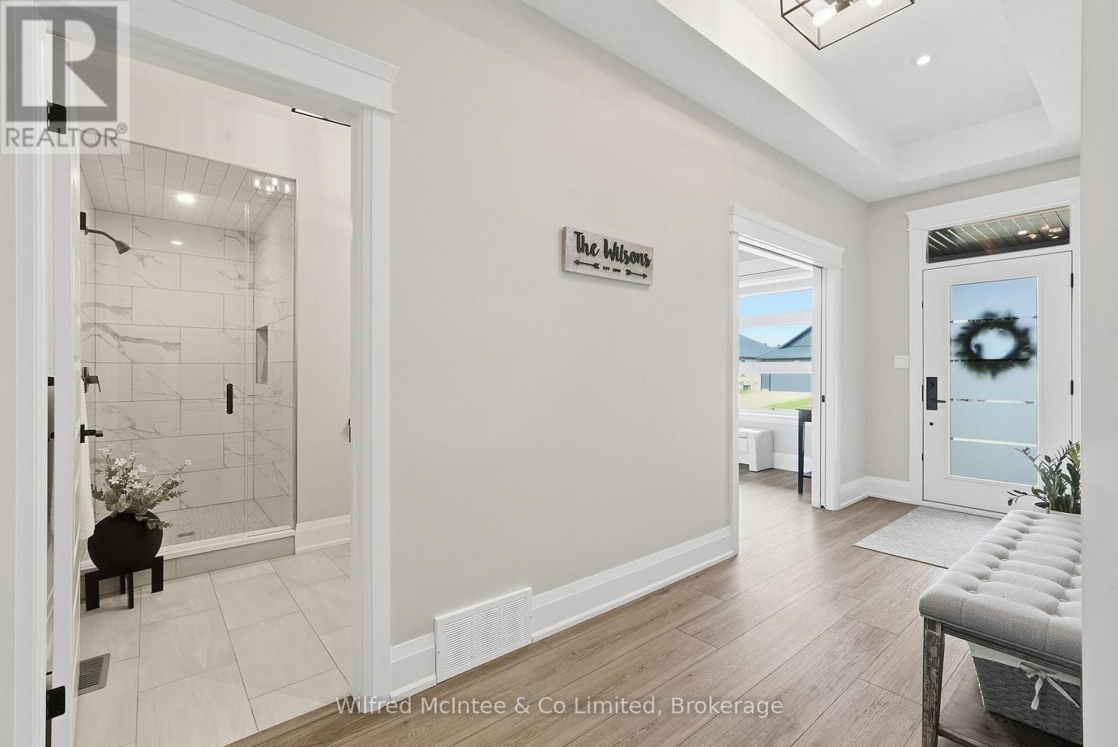 105 Fourth Street, Brockton, Ontario  N0G 2V0 - Photo 6 - X12961146