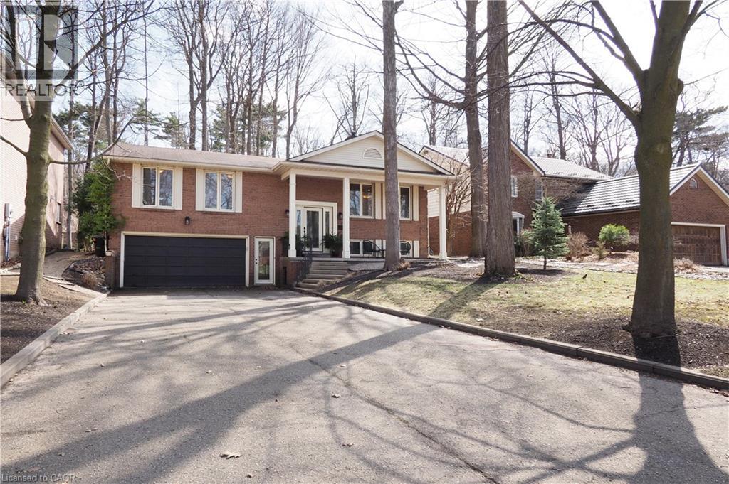 24 Primrose Path, Kitchener, Ontario  N2E 2R2 - Photo 2 - 40817477