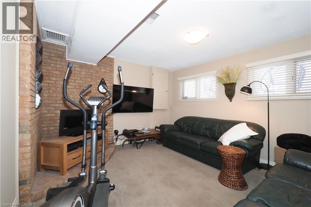 24 Primrose Path, Kitchener, Ontario  N2E 2R2 - Photo 27 - 40817477