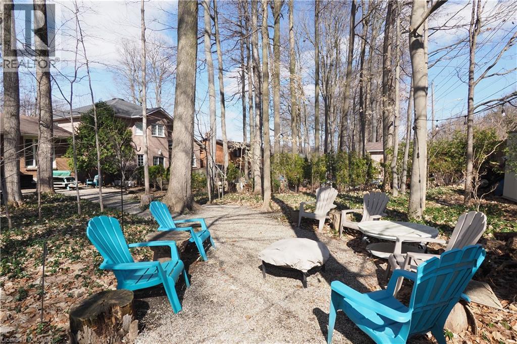 24 Primrose Path, Kitchener, Ontario  N2E 2R2 - Photo 39 - 40817477