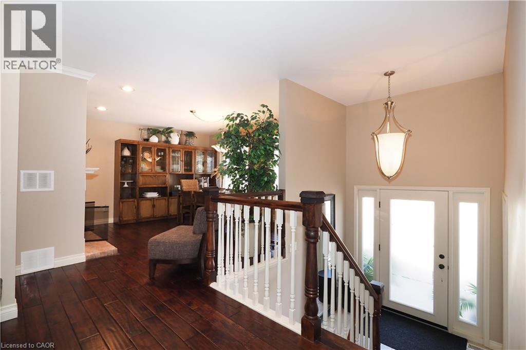 24 Primrose Path, Kitchener, Ontario  N2E 2R2 - Photo 8 - 40817477