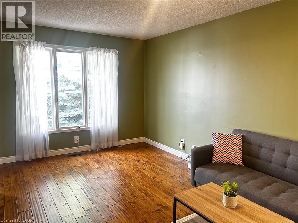 254 Camille Crescent, Waterloo, Ontario  N2K 3B6 - Photo 2 - 40817878