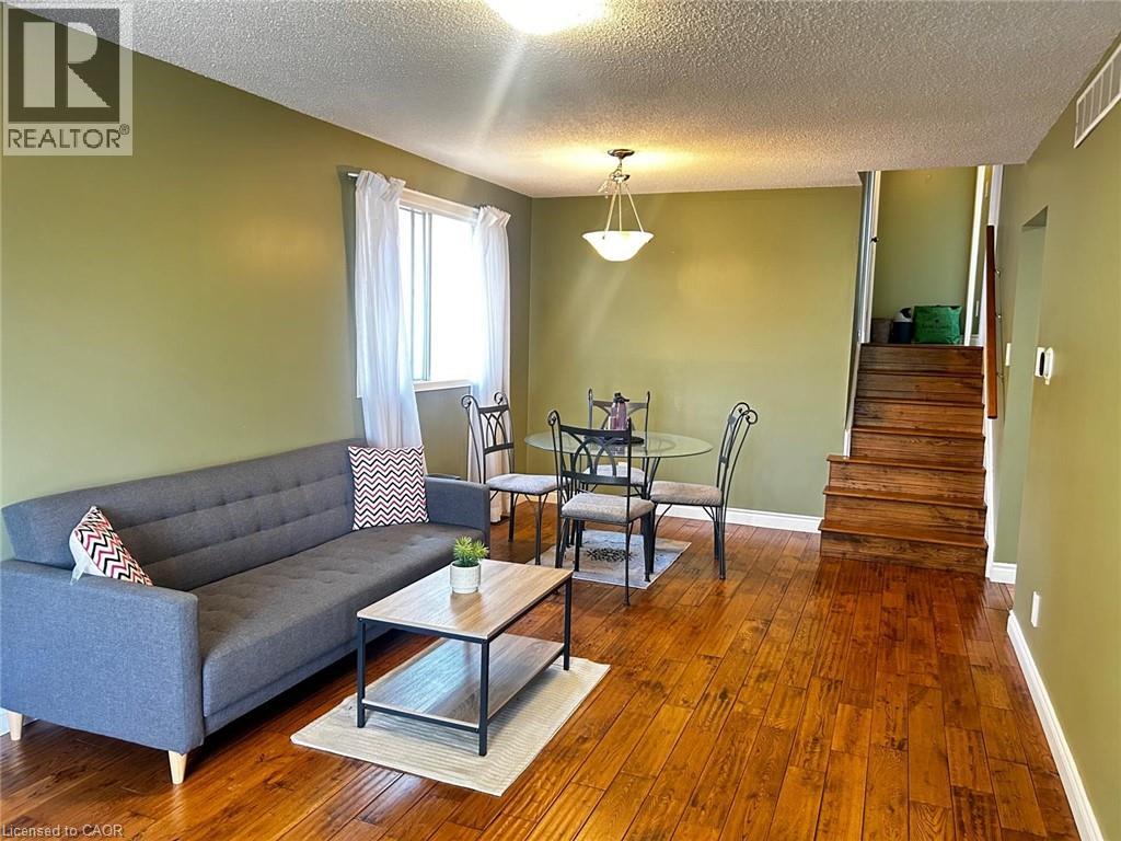 254 Camille Crescent, Waterloo, Ontario  N2K 3B6 - Photo 3 - 40817878