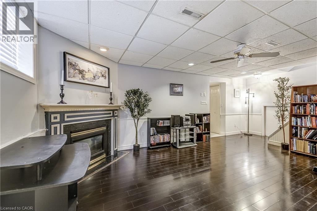 2145 Sandringham Drive, Burlington, Ontario  L7P 1T8 - Photo 22 - 40816443