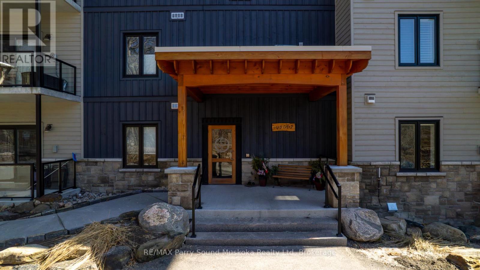 401 - 11b Salt Dock Road, Parry Sound, Ontario  P2A 3B6 - Photo 7 - X12961902