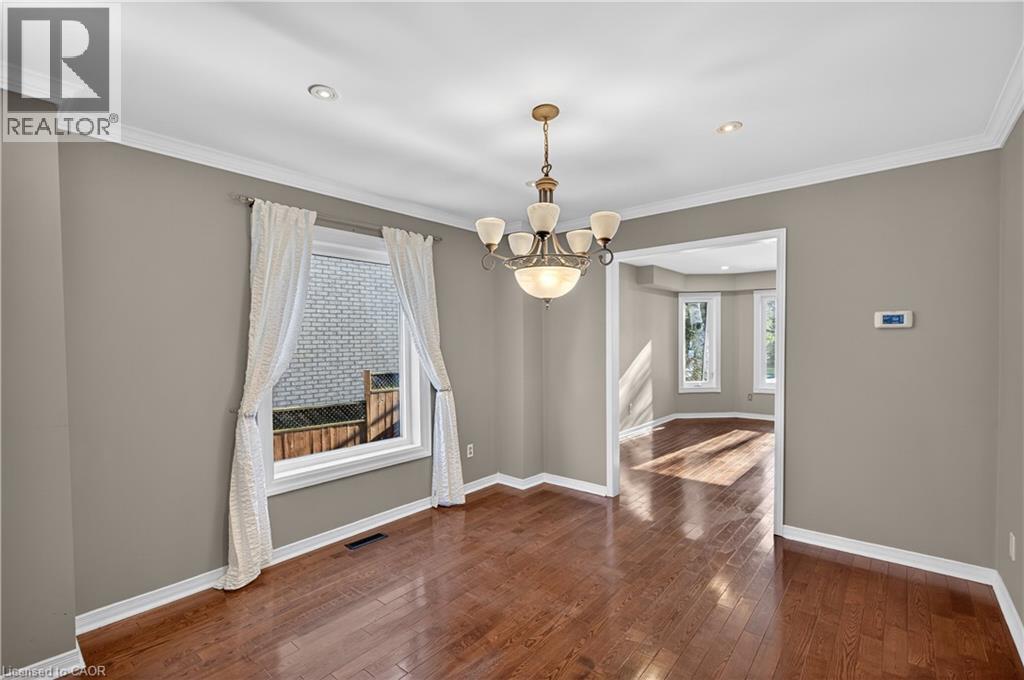 53 Laurendale Avenue, Waterdown, Ontario  L8B 0M6 - Photo 10 - 40817865