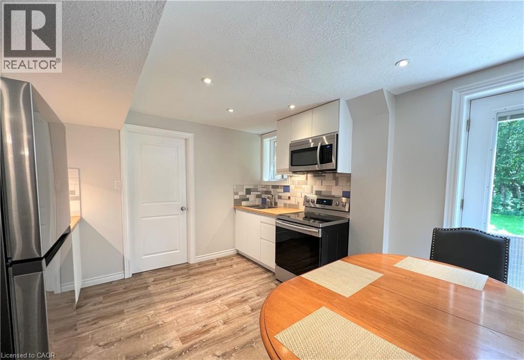 381 Vogel Place Unit# Lower, Waterloo, Ontario  N2L 5V8 - Photo 2 - 40818065