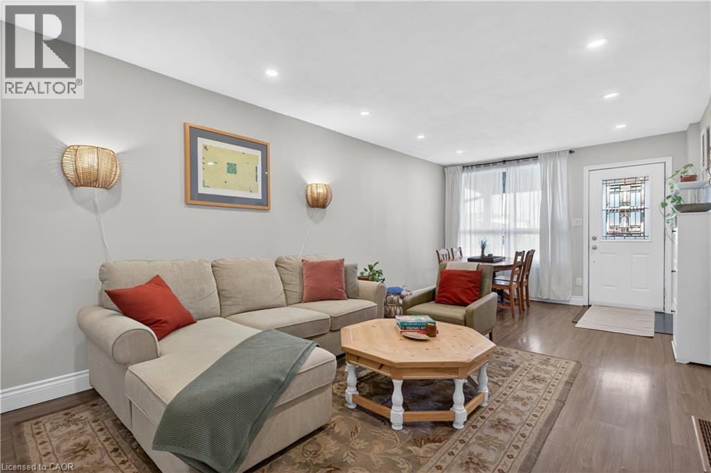 262 BRITANNIA Avenue, Hamilton, Ontario