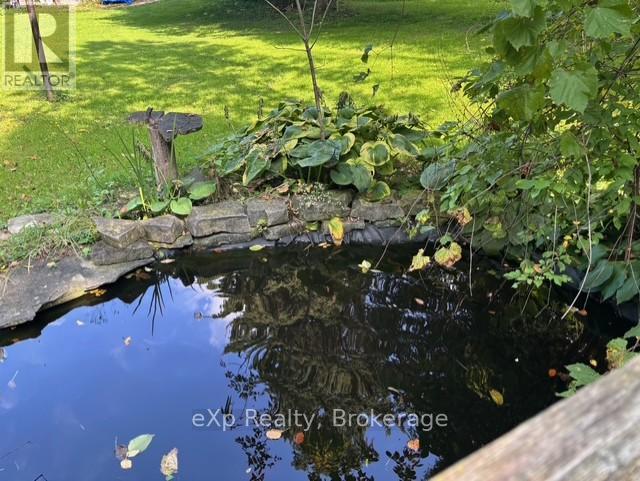 28 Queen Street W, Brockton, Ontario  N0G 1S0 - Photo 6 - X12962614