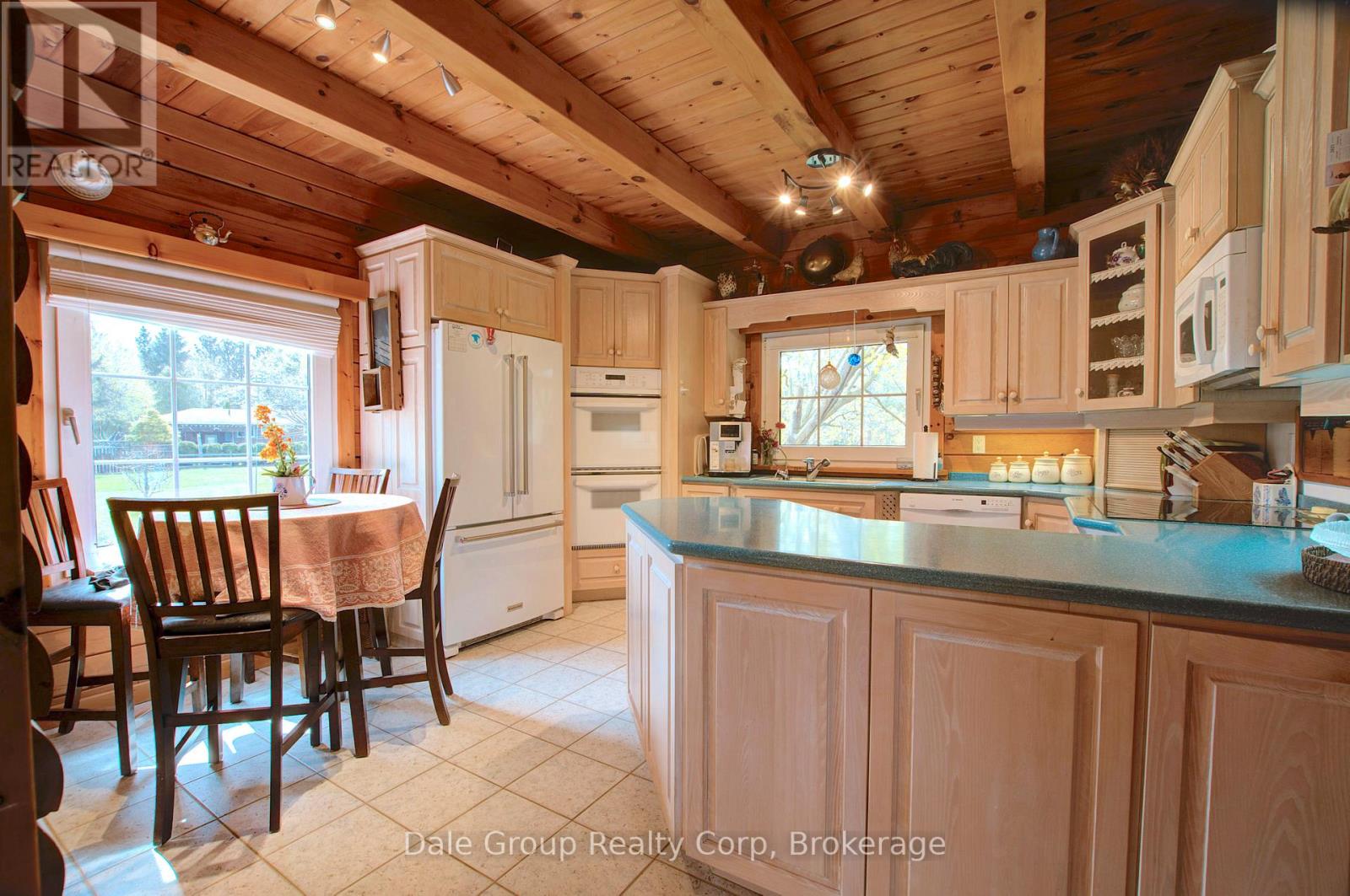 81283 Galt Place, Goderich, Ontario  N7A 3Y1 - Photo 6 - X12963088