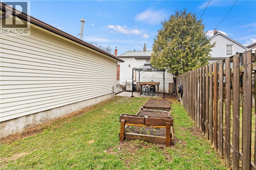 26 N Garside Avenue N, Hamilton, Ontario  L8H 4W2 - Photo 25 - 40818109