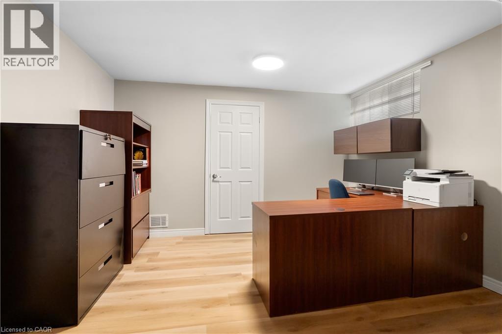 534 Birchleaf Walk, Waterloo, Ontario  N2T 2W5 - Photo 35 - 40816162