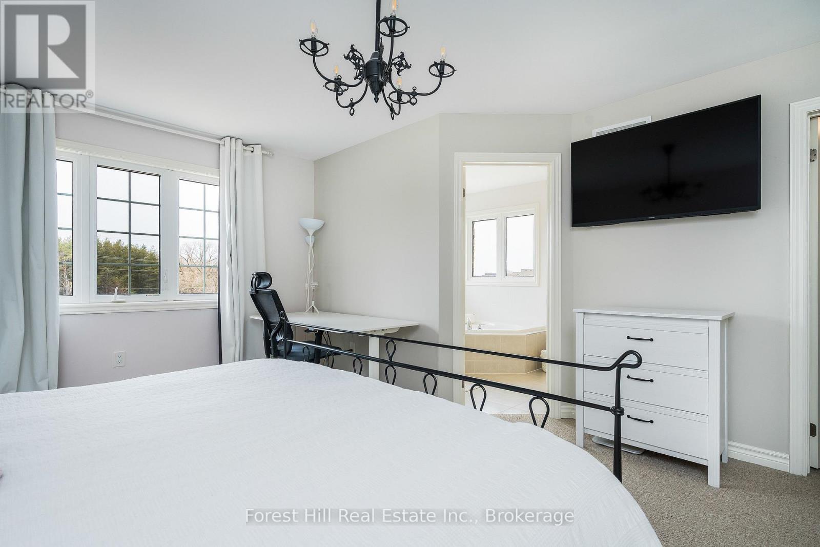 222 Springfield Crescent, Clearview, Ontario  L0M 1S0 - Photo 25 - S12963156