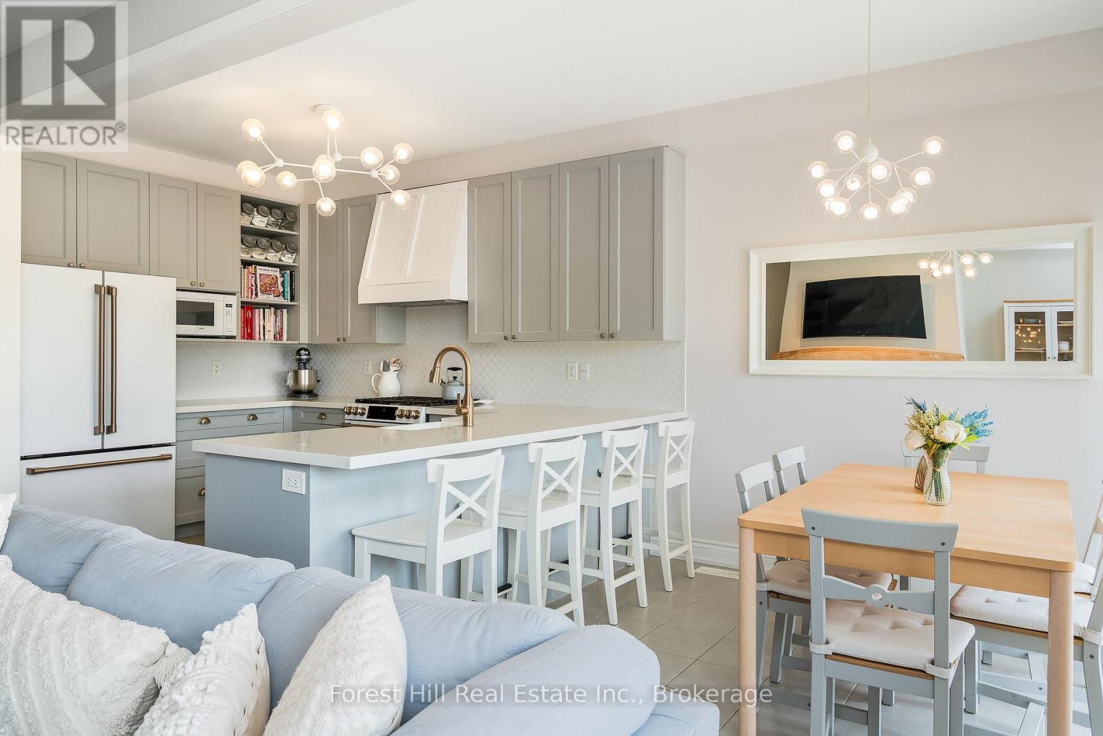 222 Springfield Crescent, Clearview, Ontario  L0M 1S0 - Photo 8 - S12963156