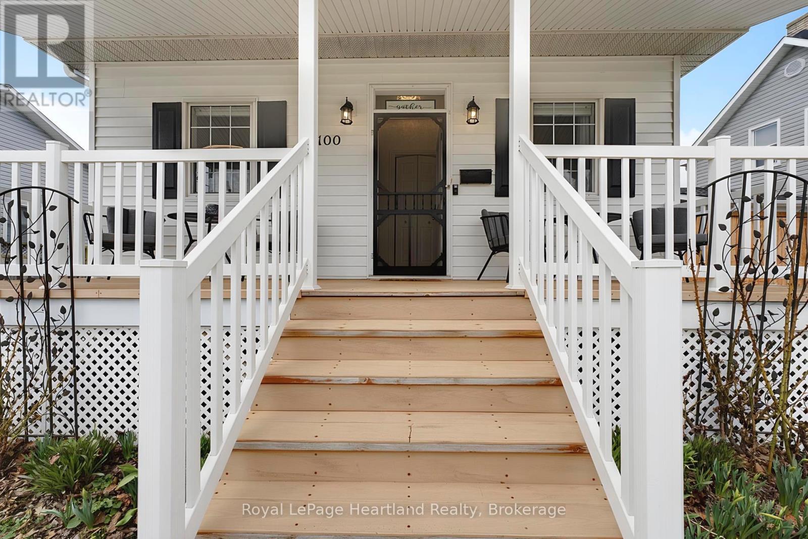 100 Arthur Street, Goderich, Ontario  N7A 2L8 - Photo 4 - X12963972