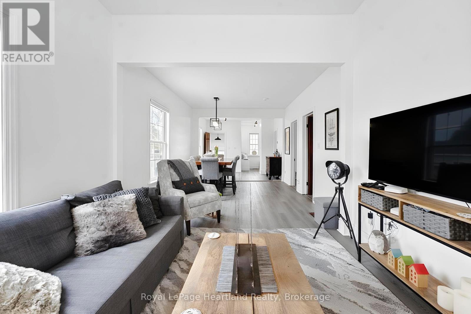 100 Arthur Street, Goderich, Ontario  N7A 2L8 - Photo 8 - X12963972