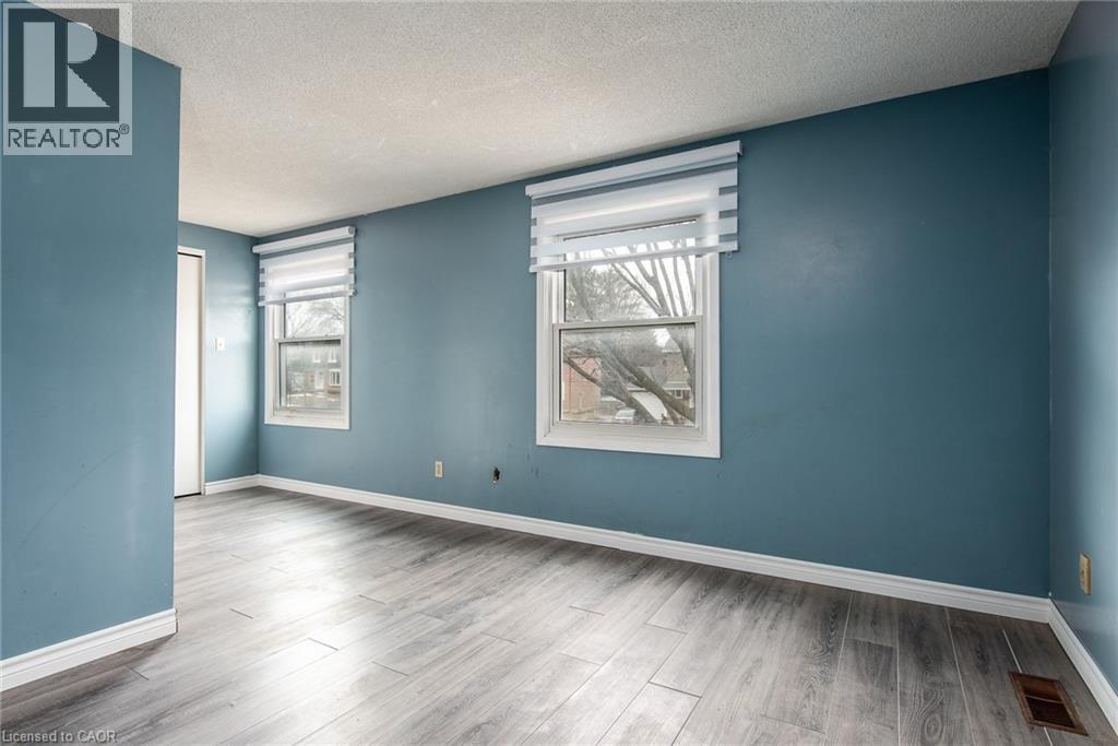 135 Vintage Crescent, Kitchener, Ontario  N2P 1L1 - Photo 27 - 40818140