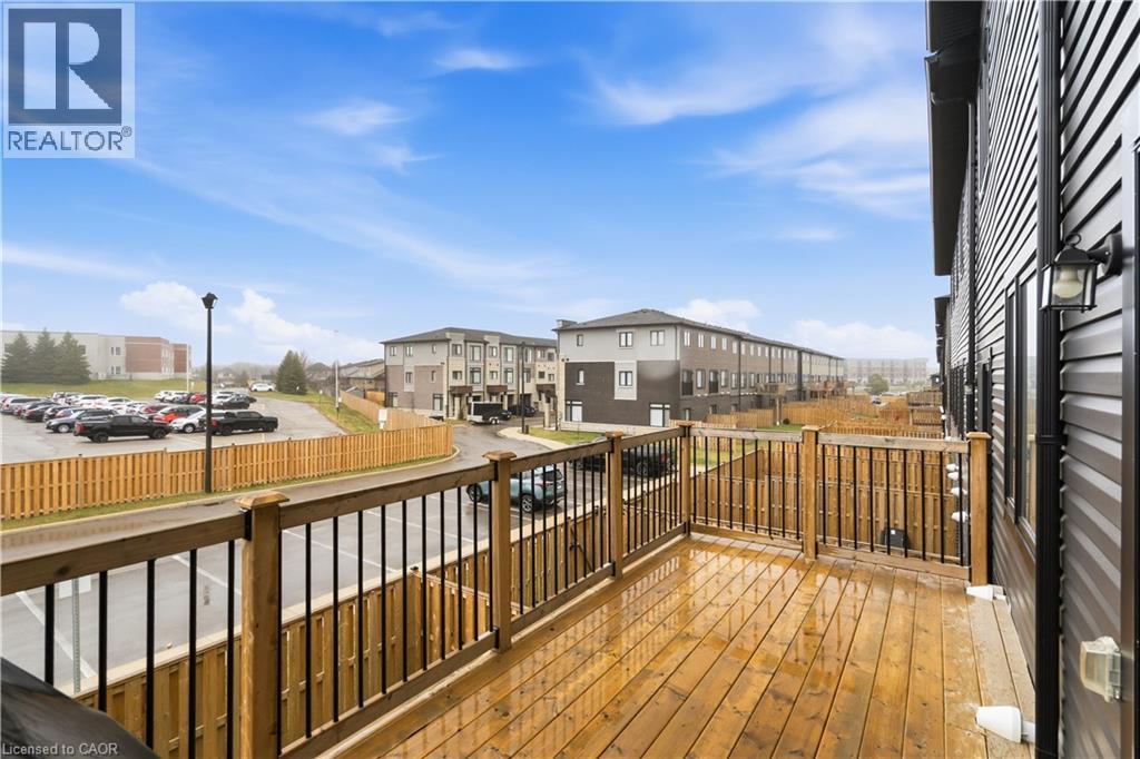 7 Cadwell Lane, Hamilton, Ontario  L9C 0E7 - Photo 2 - 40817964