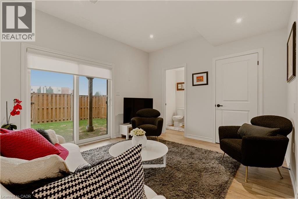 7 Cadwell Lane, Hamilton, Ontario  L9C 0E7 - Photo 7 - 40817964