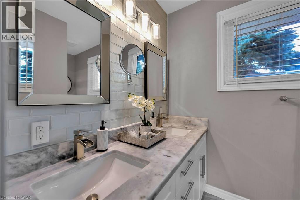 8 Bendamere Drive, Grimsby, Ontario  L3M 2N3 - Photo 13 - 40803302