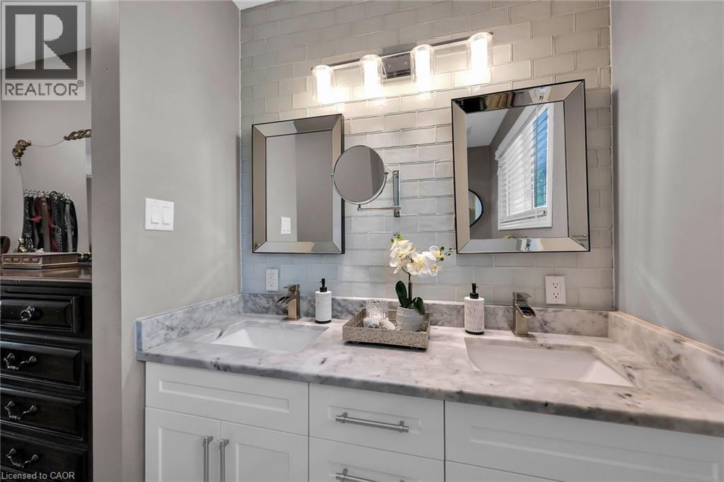 8 Bendamere Drive, Grimsby, Ontario  L3M 2N3 - Photo 14 - 40803302