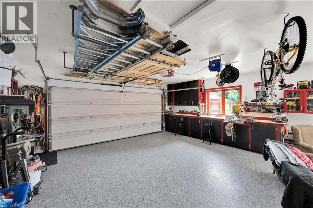 8 Bendamere Drive, Grimsby, Ontario  L3M 2N3 - Photo 25 - 40803302