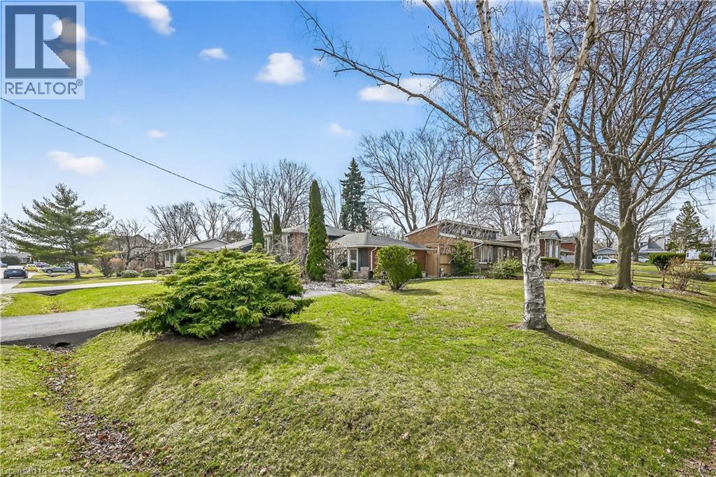 8 Bendamere Drive, Grimsby, Ontario  L3M 2N3 - Photo 43 - 40803302