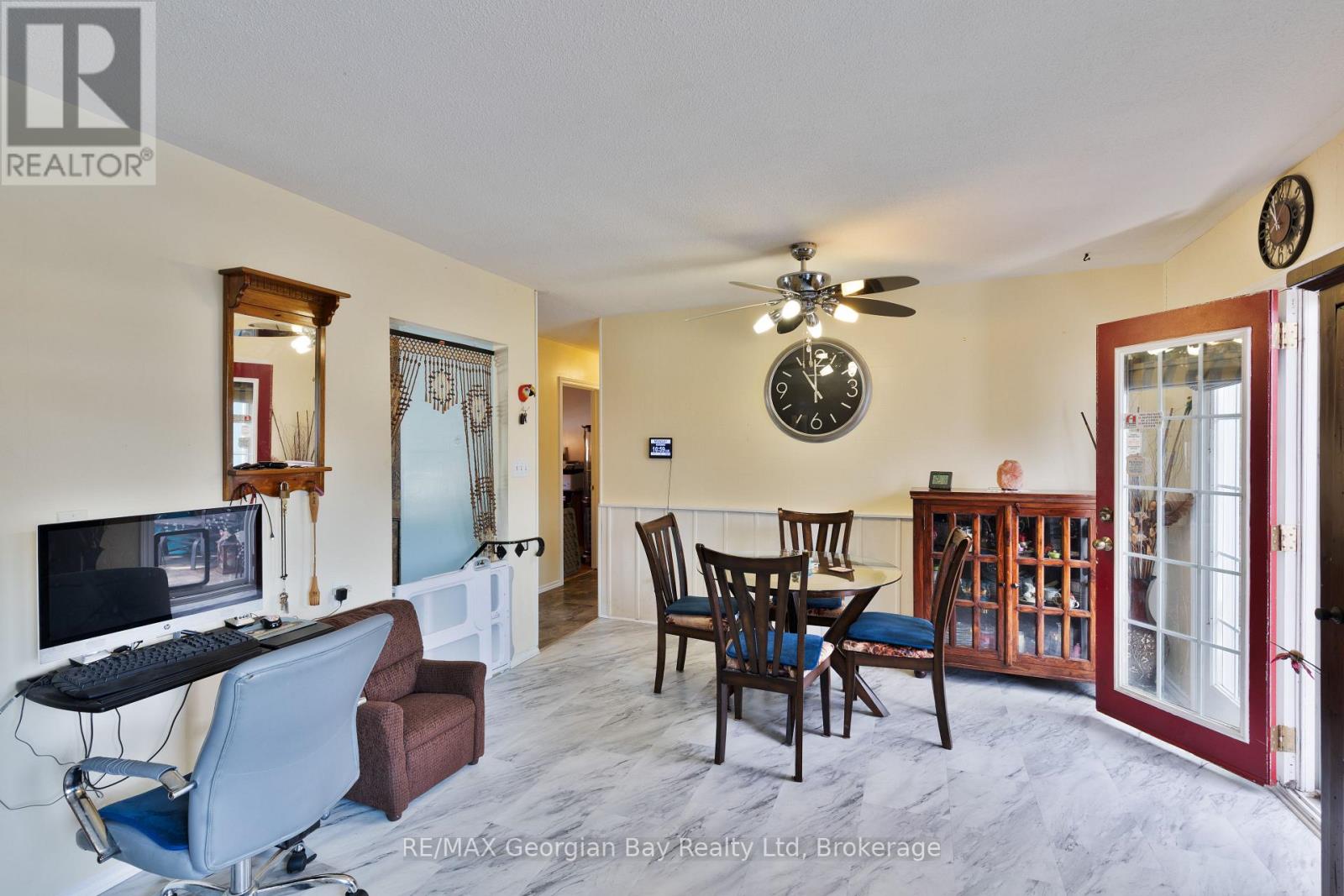 739 Simcoe Avenue, Tay, Ontario  L0K 1R0 - Photo 15 - S12964370