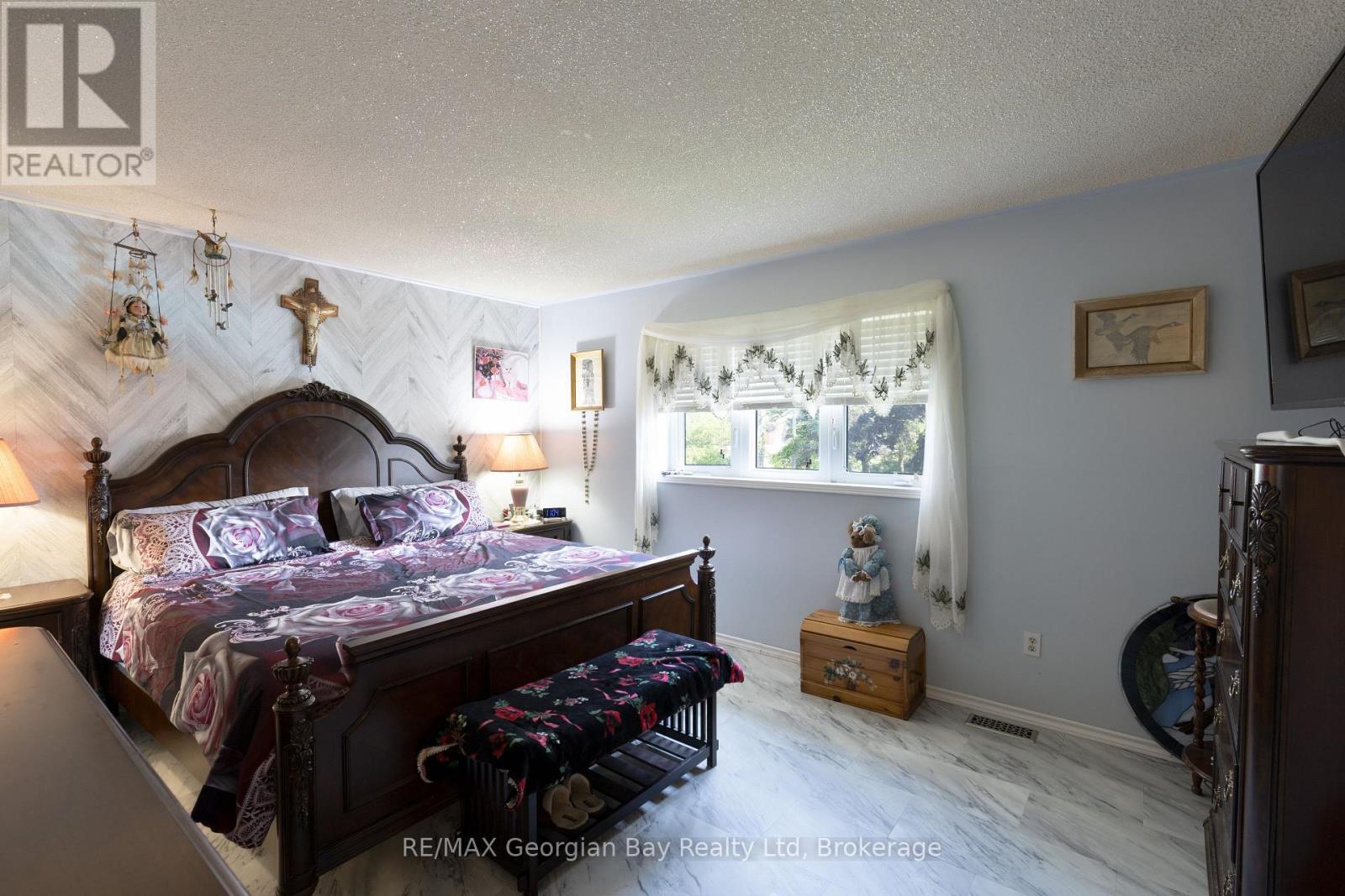 739 Simcoe Avenue, Tay, Ontario  L0K 1R0 - Photo 19 - S12964370