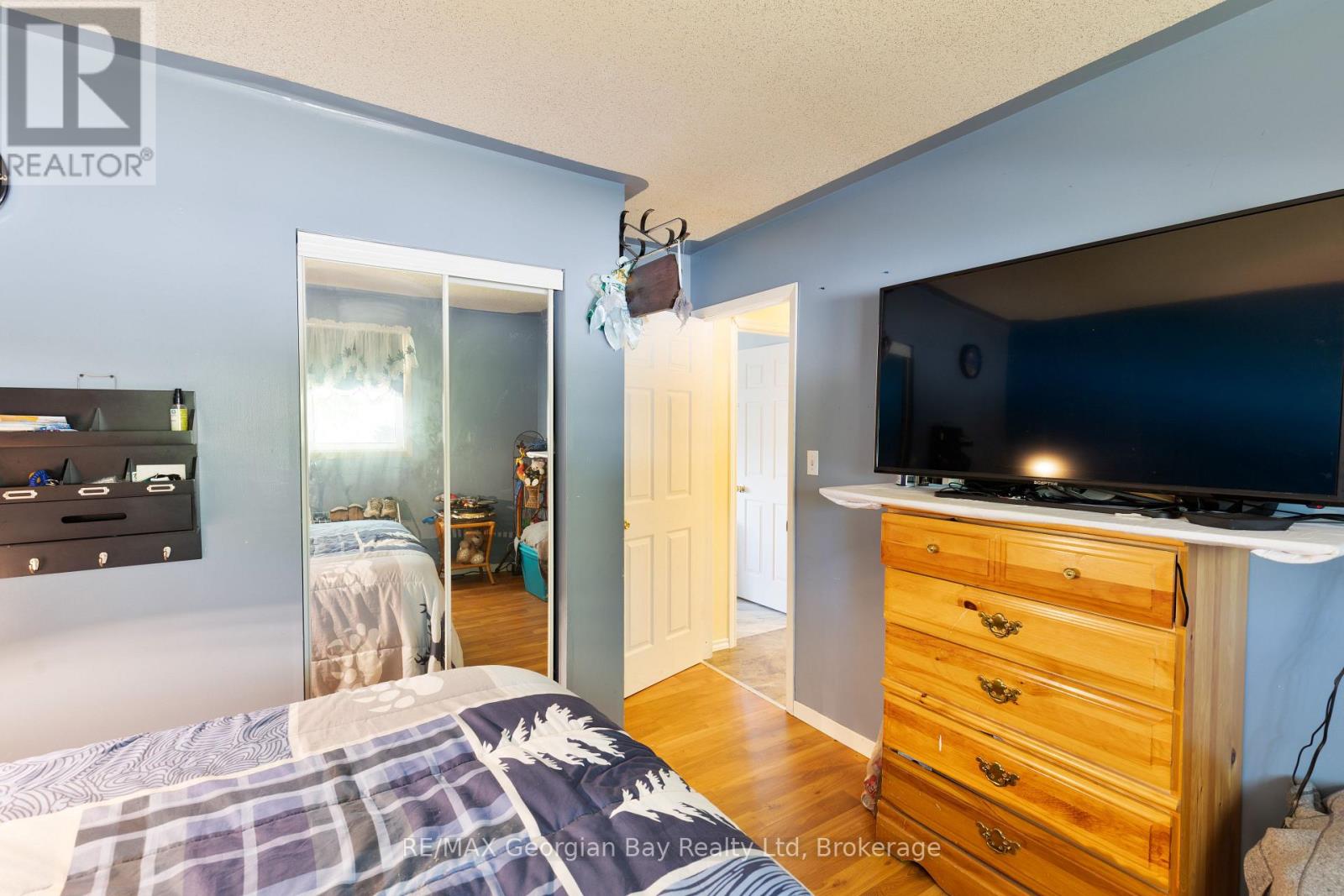 739 Simcoe Avenue, Tay, Ontario  L0K 1R0 - Photo 22 - S12964370