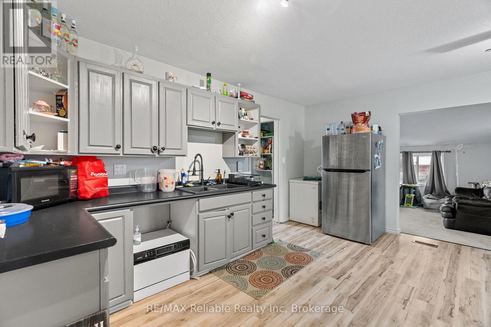 271 Main Street, Central Huron, Ontario  N0M 2H0 - Photo 27 - X12964392