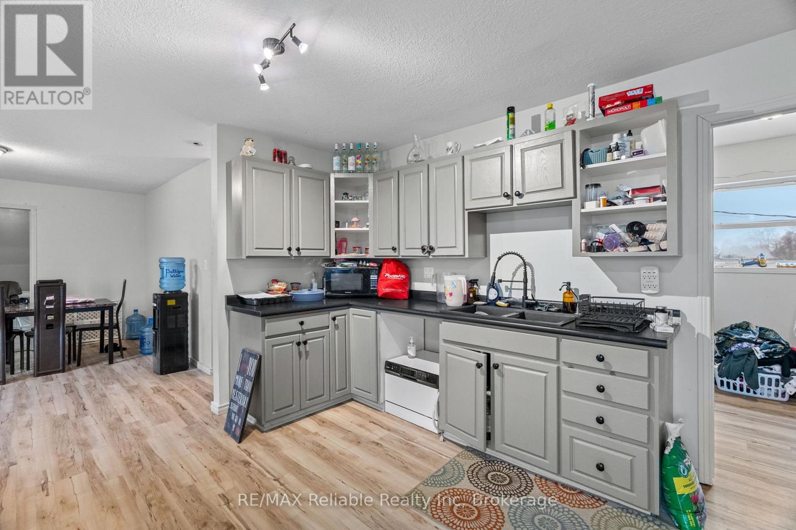 271 Main Street, Central Huron, Ontario  N0M 2H0 - Photo 28 - X12964392