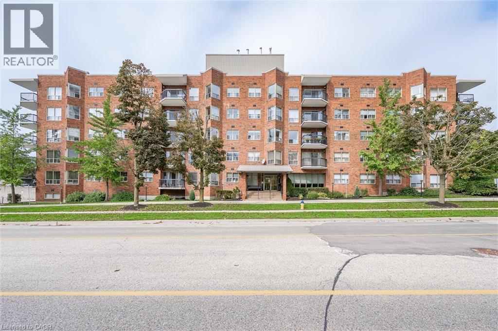 300 KEATS Way Unit# 504, Waterloo, Ontario