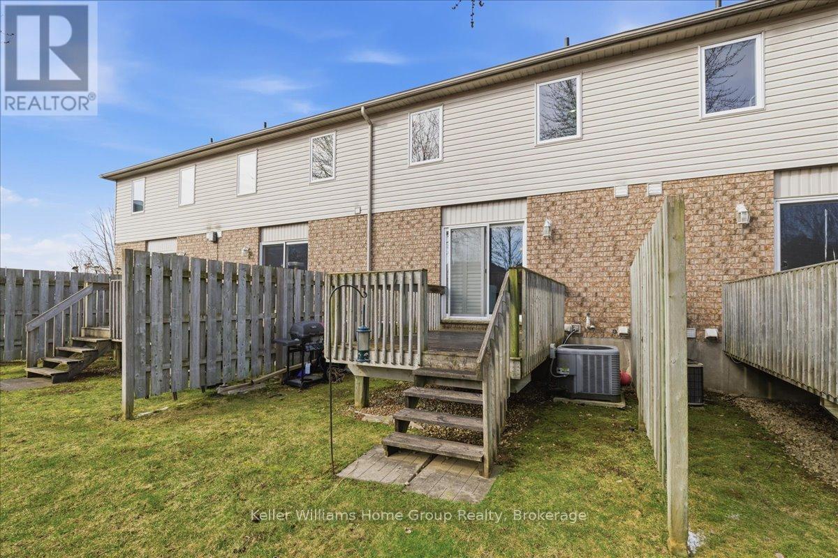 38 Roehampton Crescent, Guelph, Ontario  N1L 1M8 - Photo 13 - X12964970